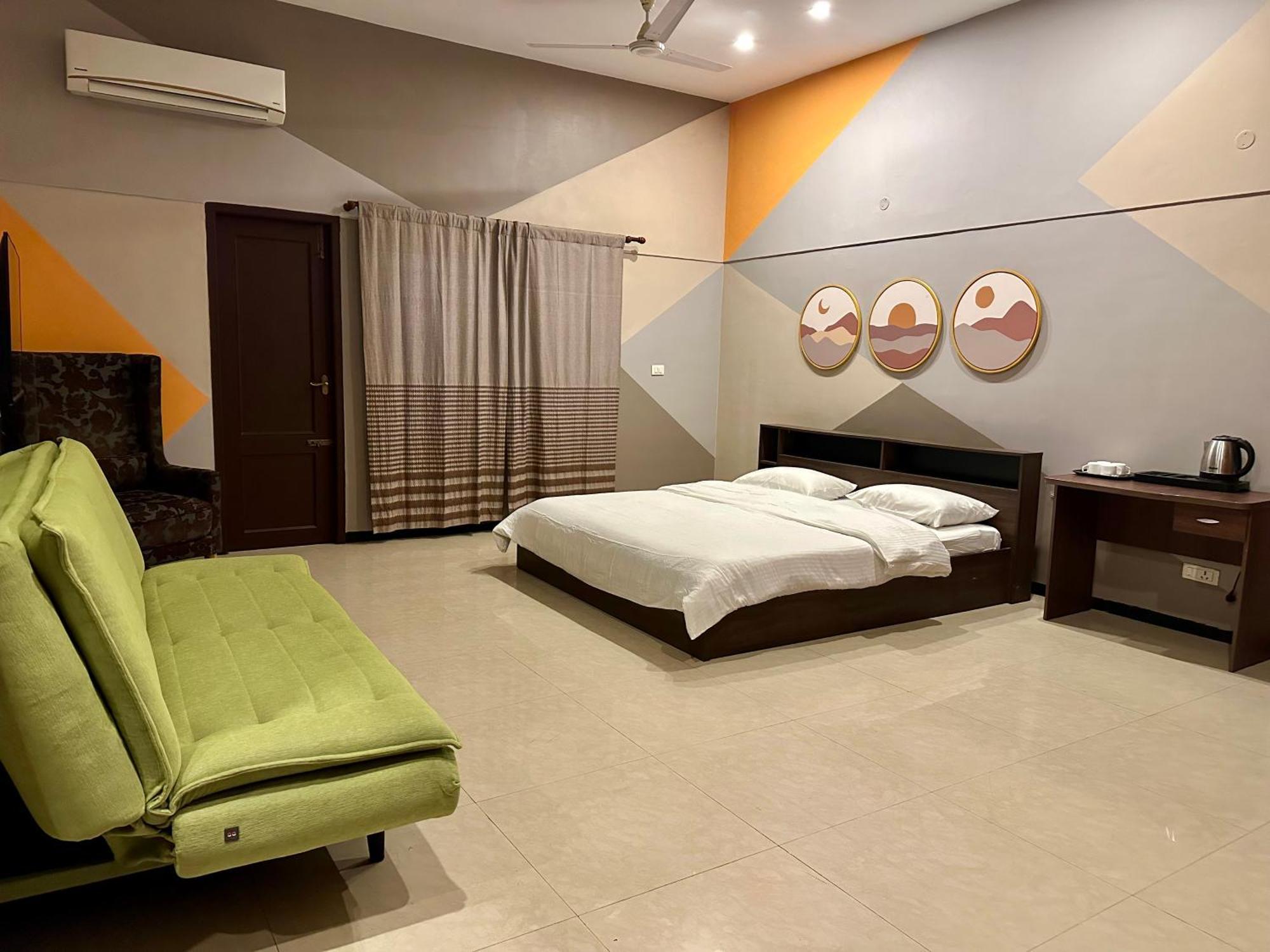 Costa Verde Luxury Seafront Villa 钦奈 外观 照片